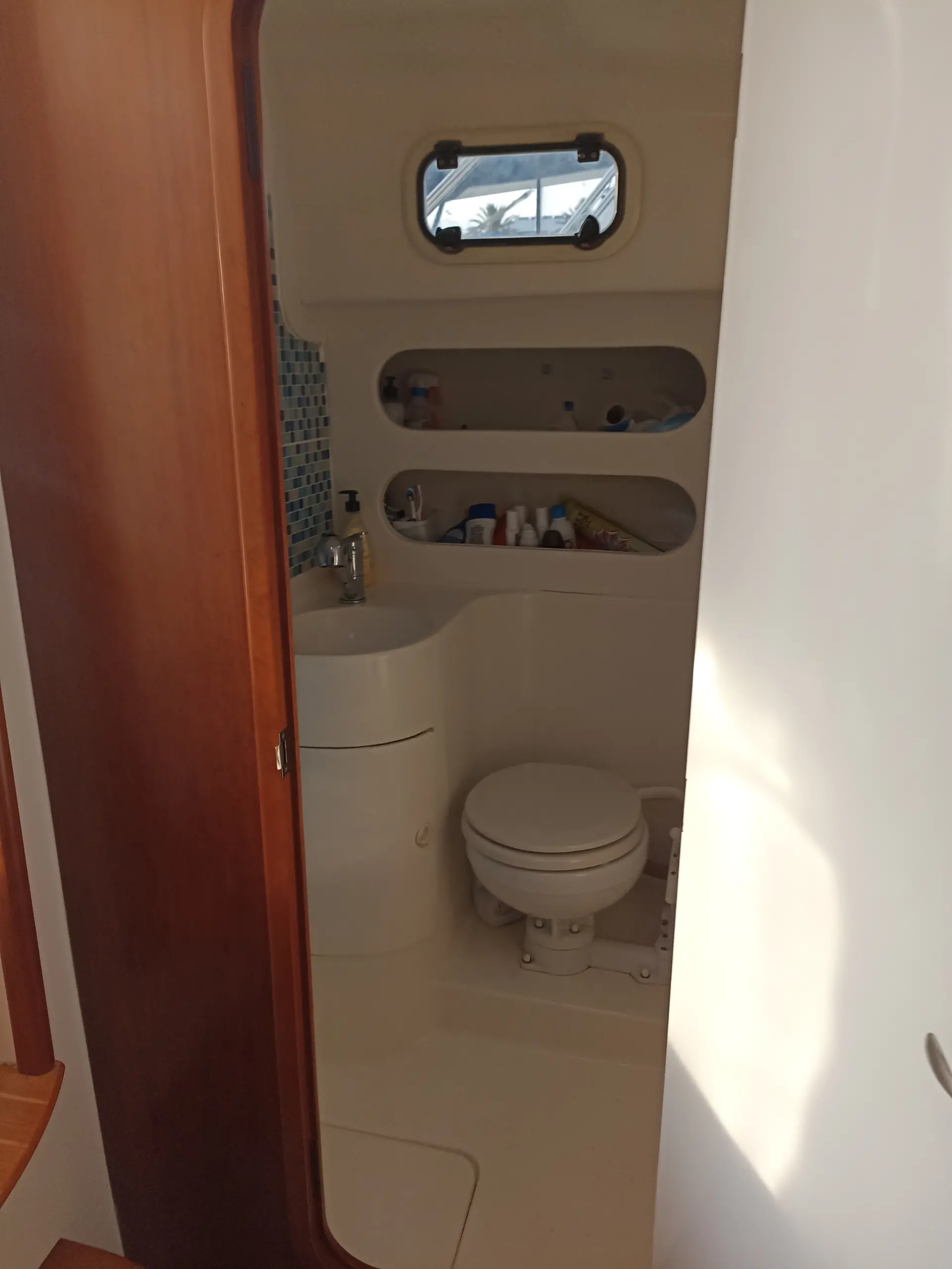 Alquiler de barco en Málaga - Nautipol 7 mares 830 image 4