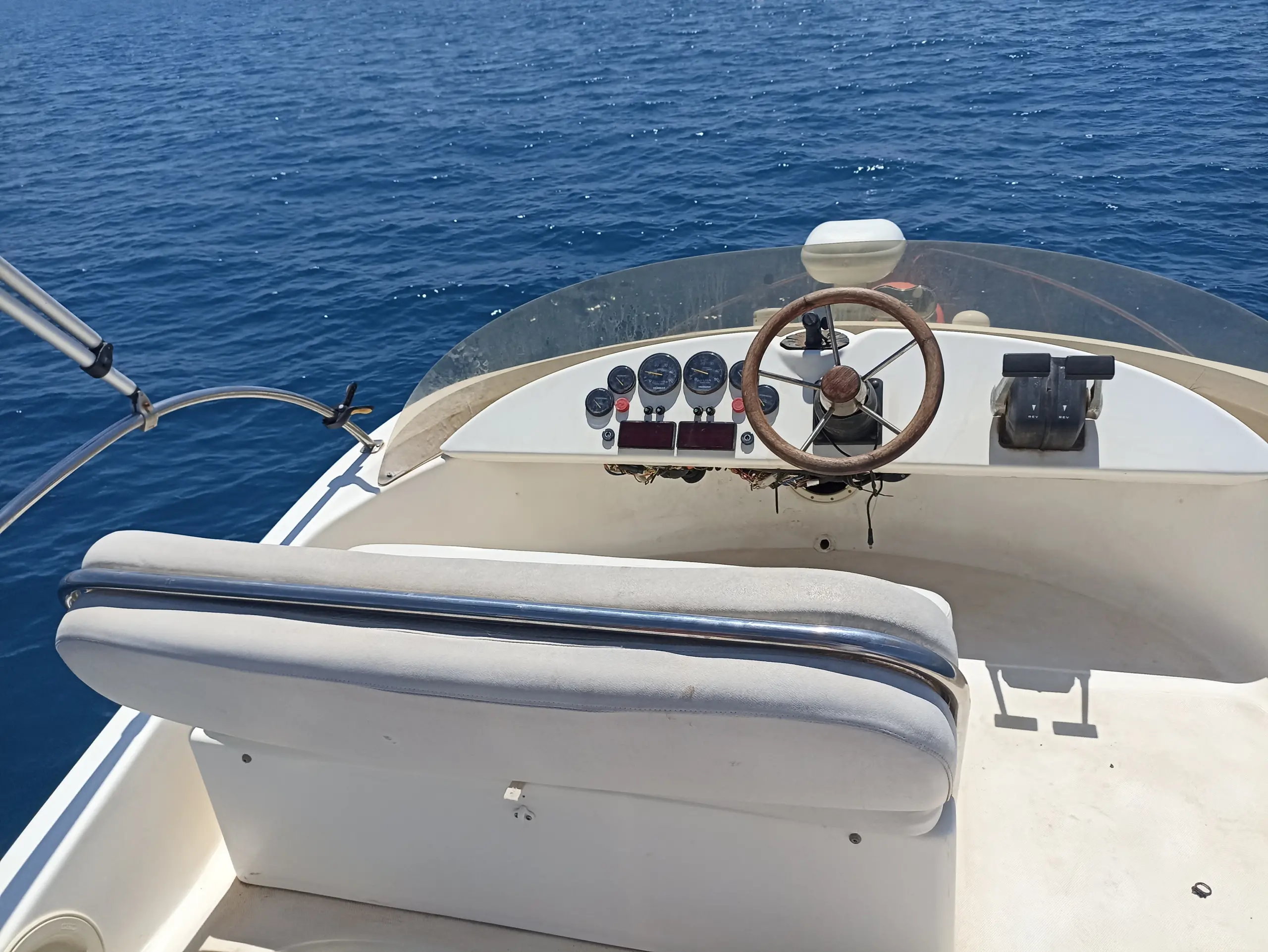 Alquiler de barco en Málaga - Nautipol 7 mares 830 image 6