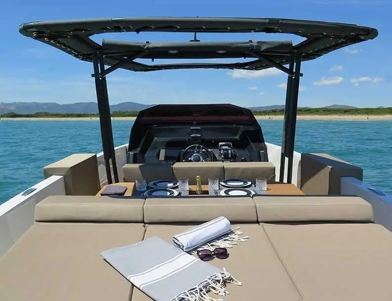 Alquiler de barco en la marina de denia - De Antonio Yachts D28 image 7