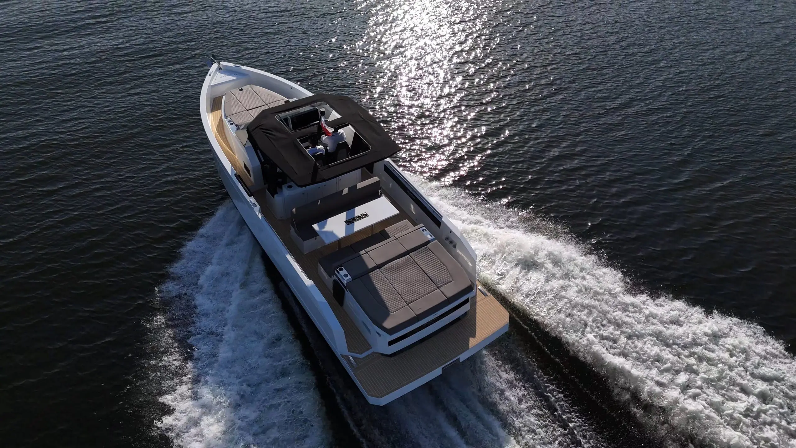 Alquiler de barco en la marina de denia - De Antonio Yachts D32 image 5