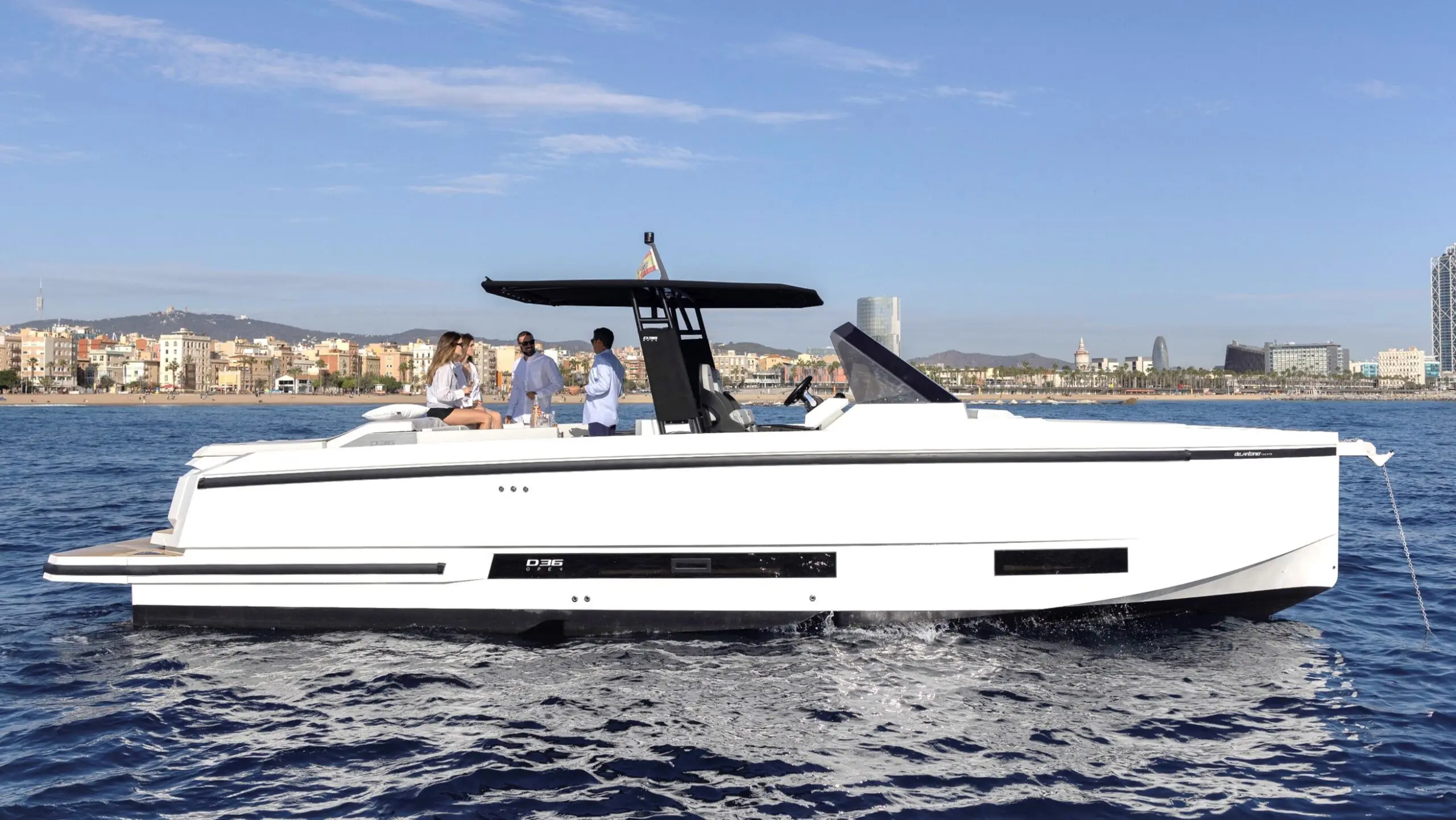 Alquiler de barco en la marina de denia - De Antonio Yachts D36 image 7
