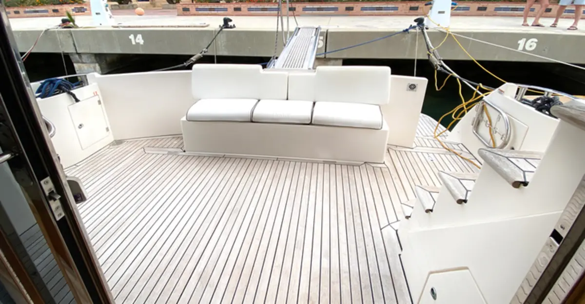 Alquiler de barco en la marina de denia - Rodman Muse 44 image 2