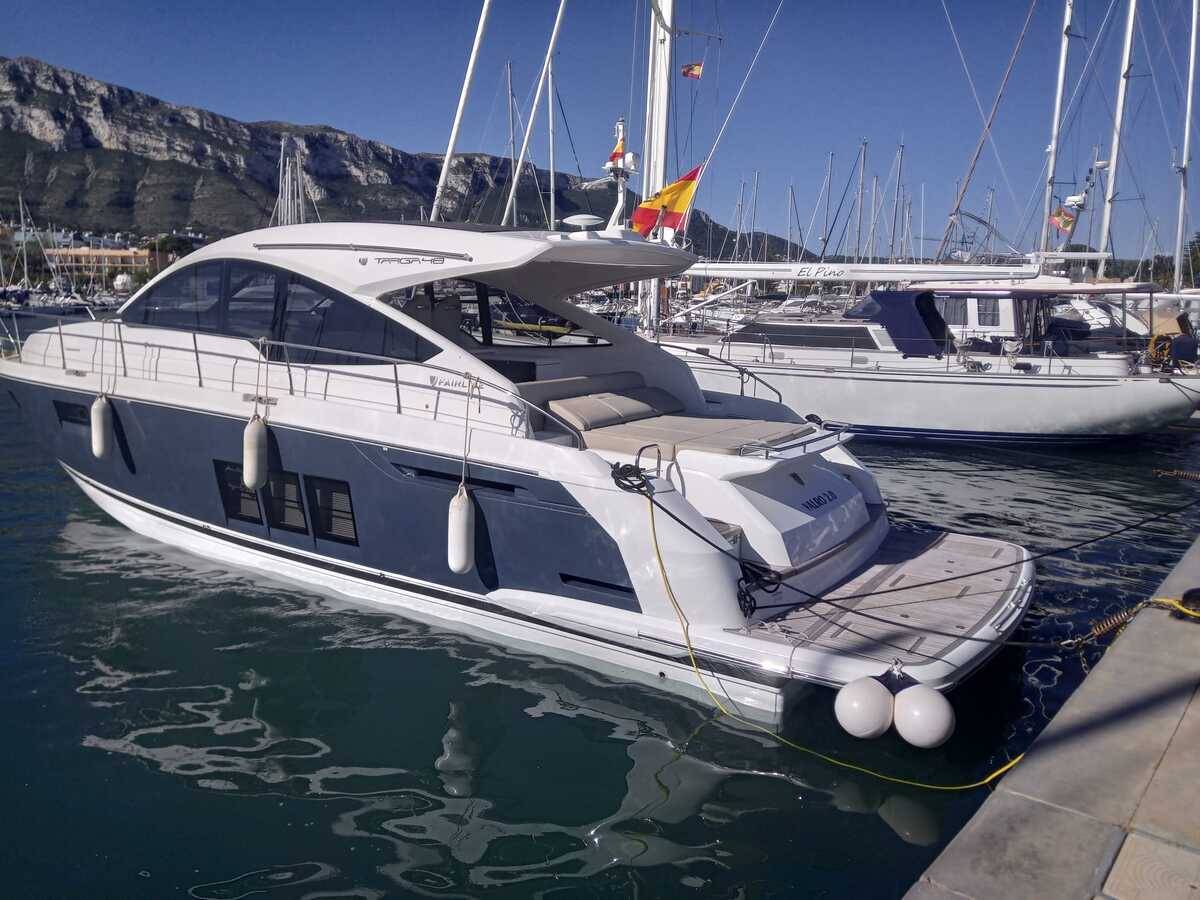 Alquiler de barco en la marina de denia - Fairline Targa 48 image 8