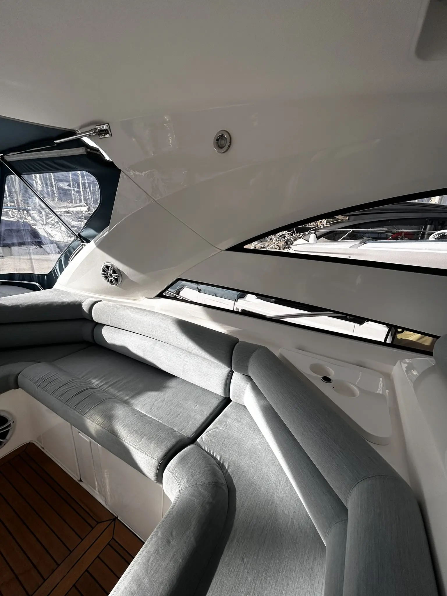 Alquiler de barco en la marina de denia - Sunseeker Portofino 53 image 8