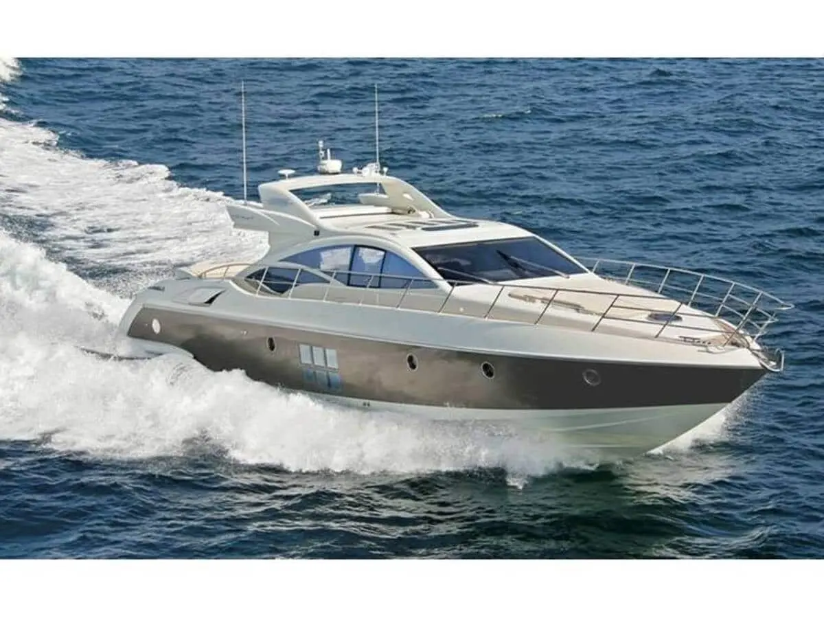 Alquiler de barco en la marina de denia - Azimut 68s image 5
