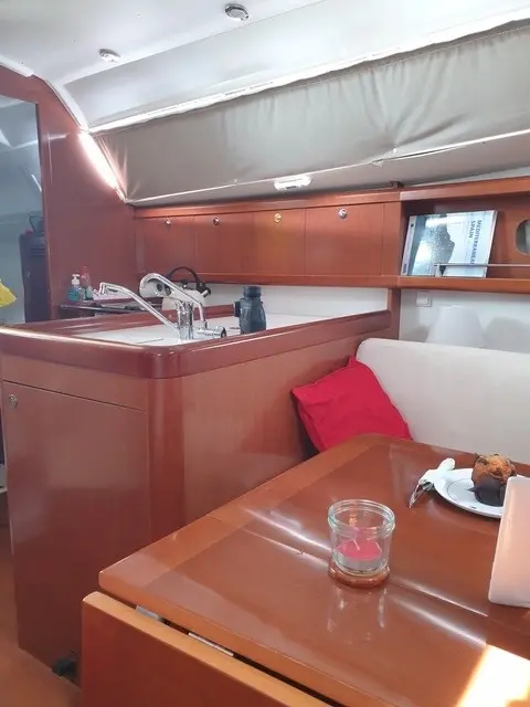 Alquiler de barco en Badalona - Beneteau Oceanics 31 image 11