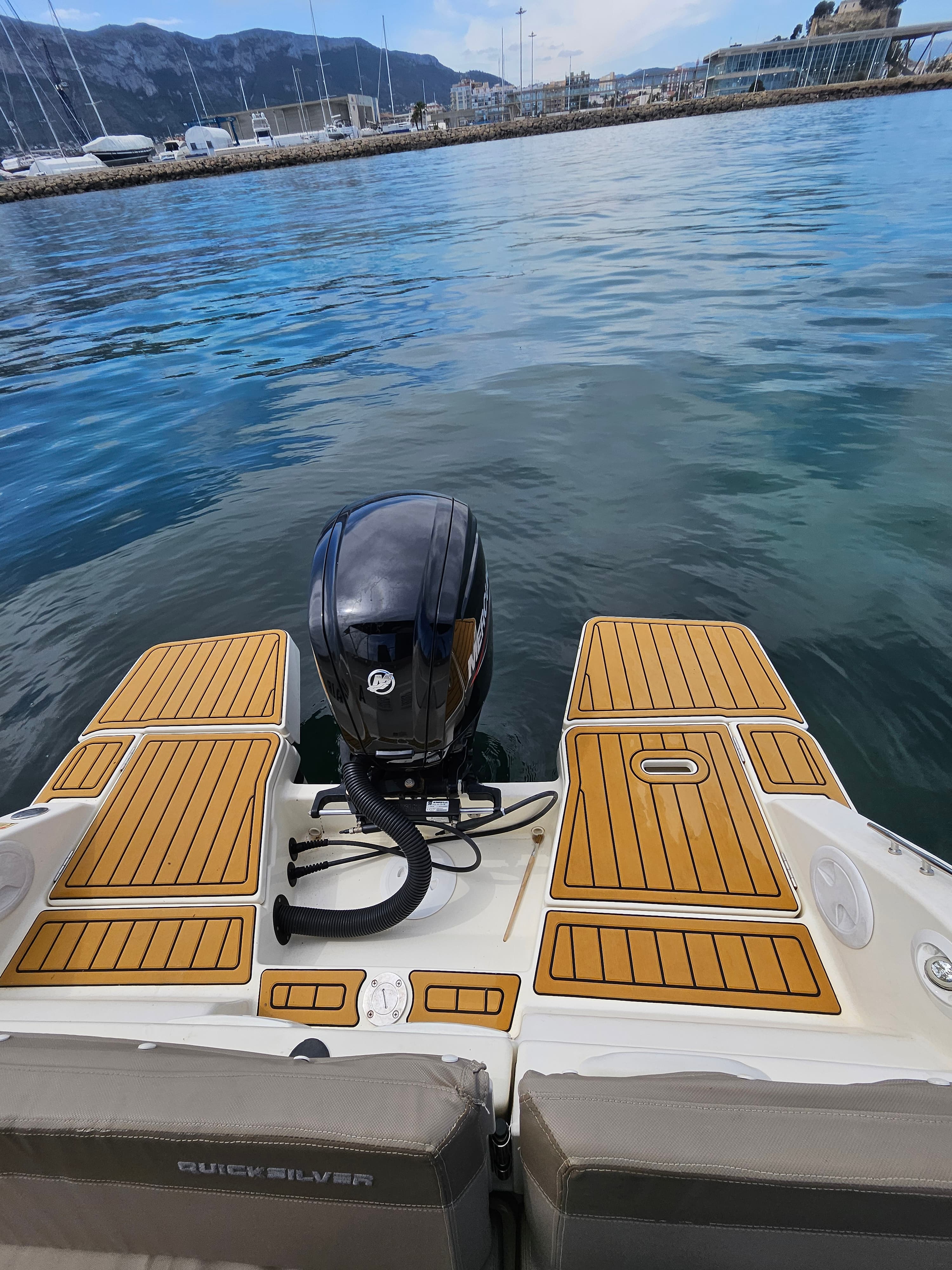 Alquiler de barco en Denia - QUICKSILVER 605 OPEN image 8