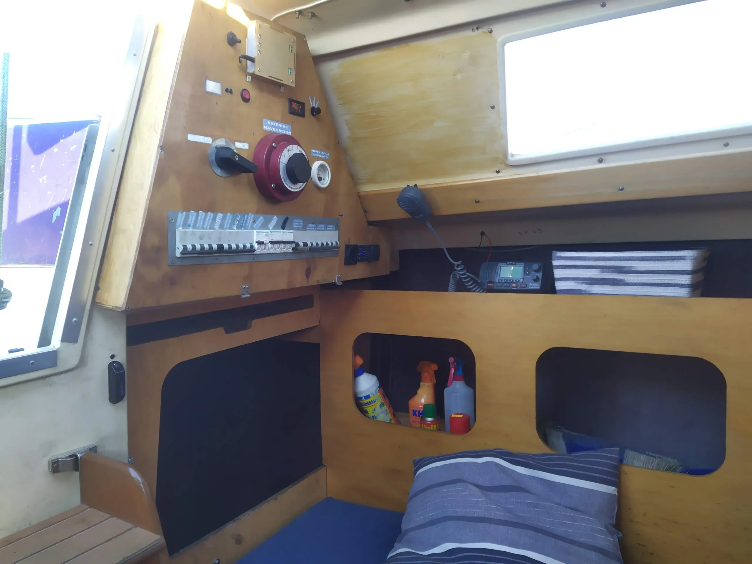 Alquiler de barco en Velero Aloa Marine 25 Gandul - Aloa Marine 25 image 4