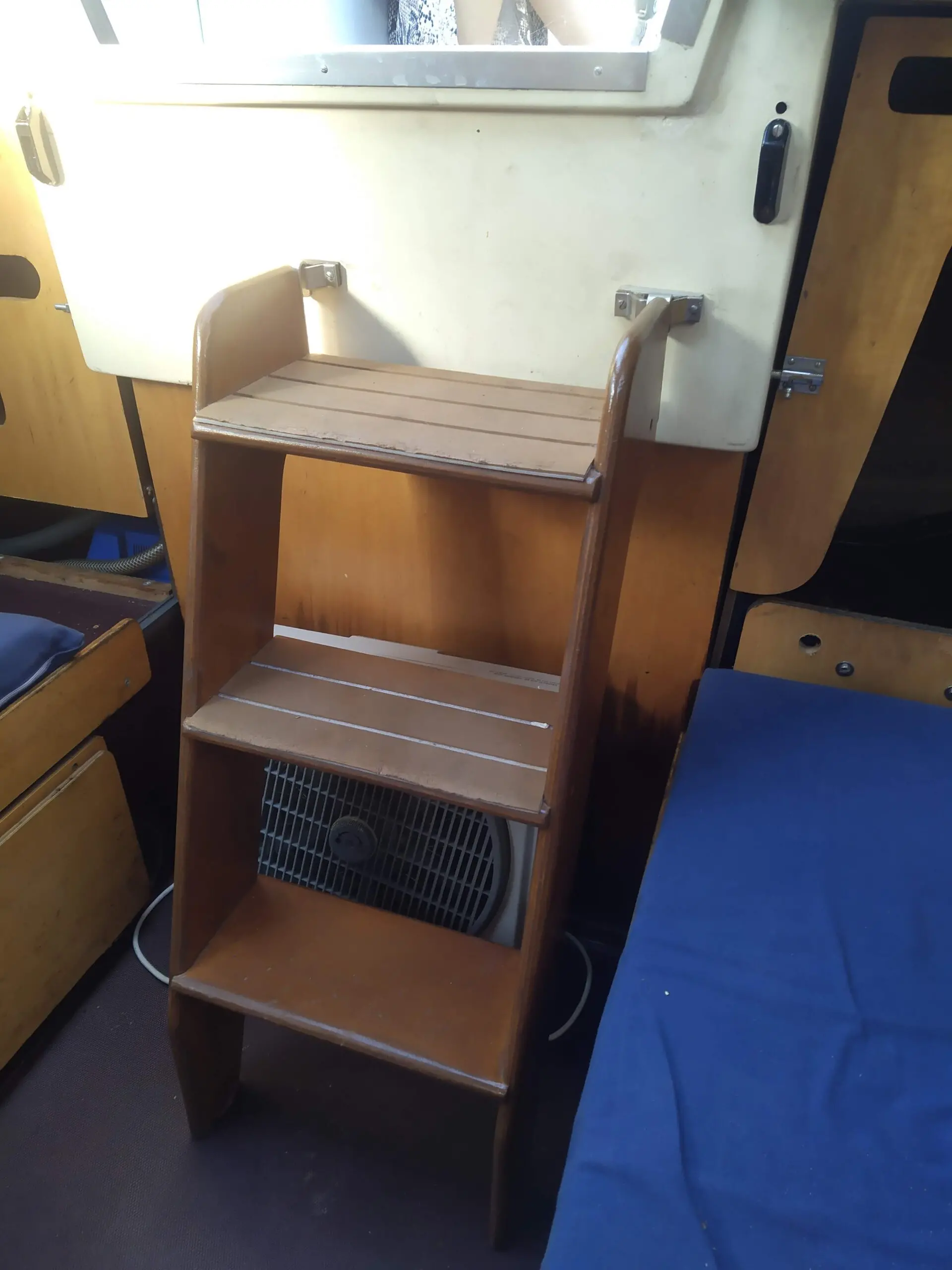 Alquiler de barco en Velero Aloa Marine 25 Gandul - Aloa Marine 25 image 6