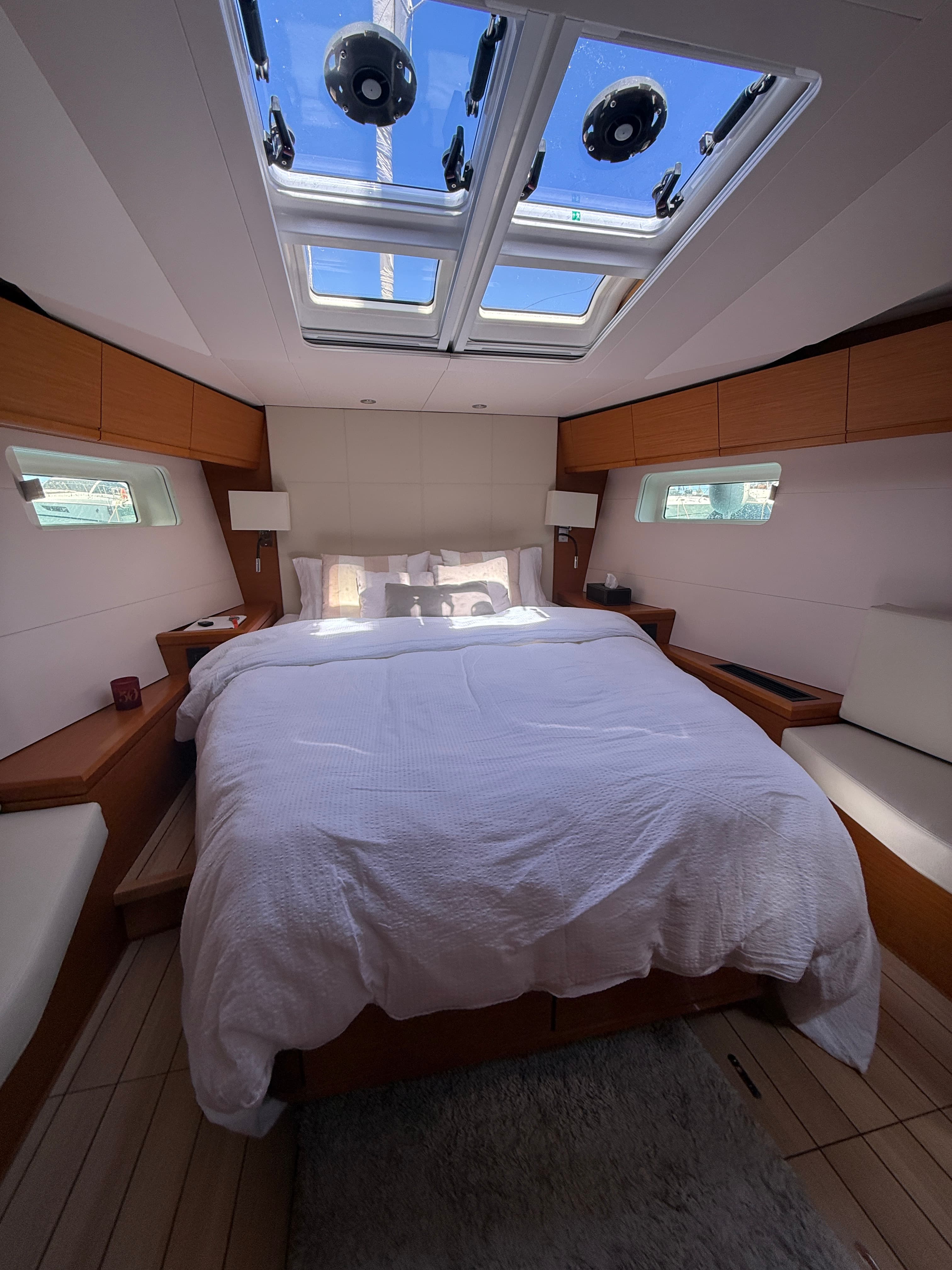 Jeanneau 54 image 8