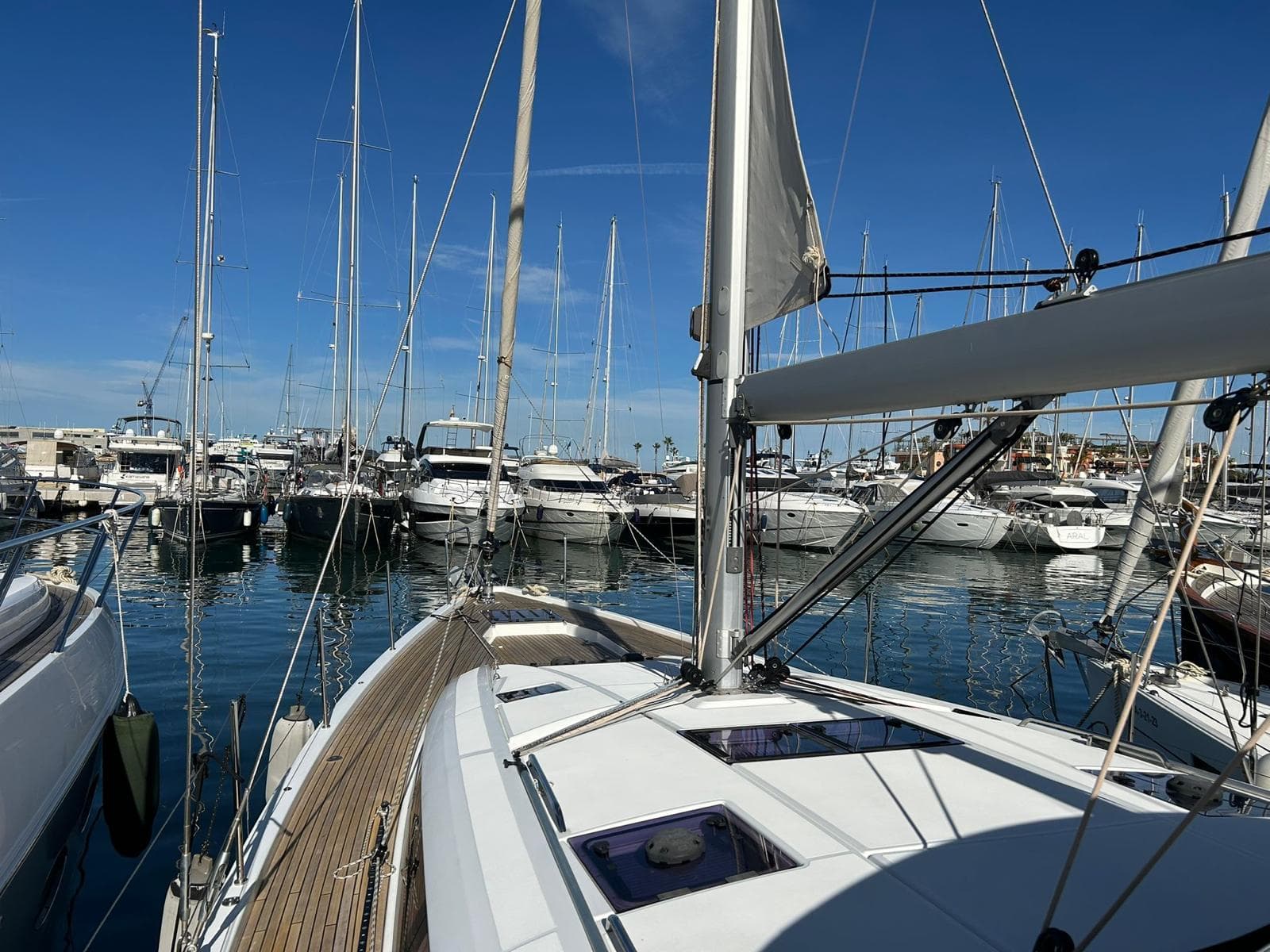 Jeanneau 54 image 5