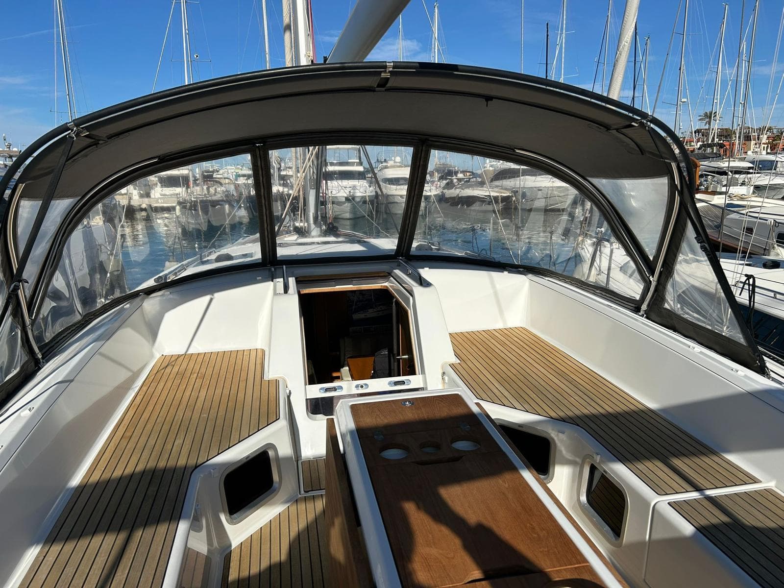 Jeanneau 54 image 6