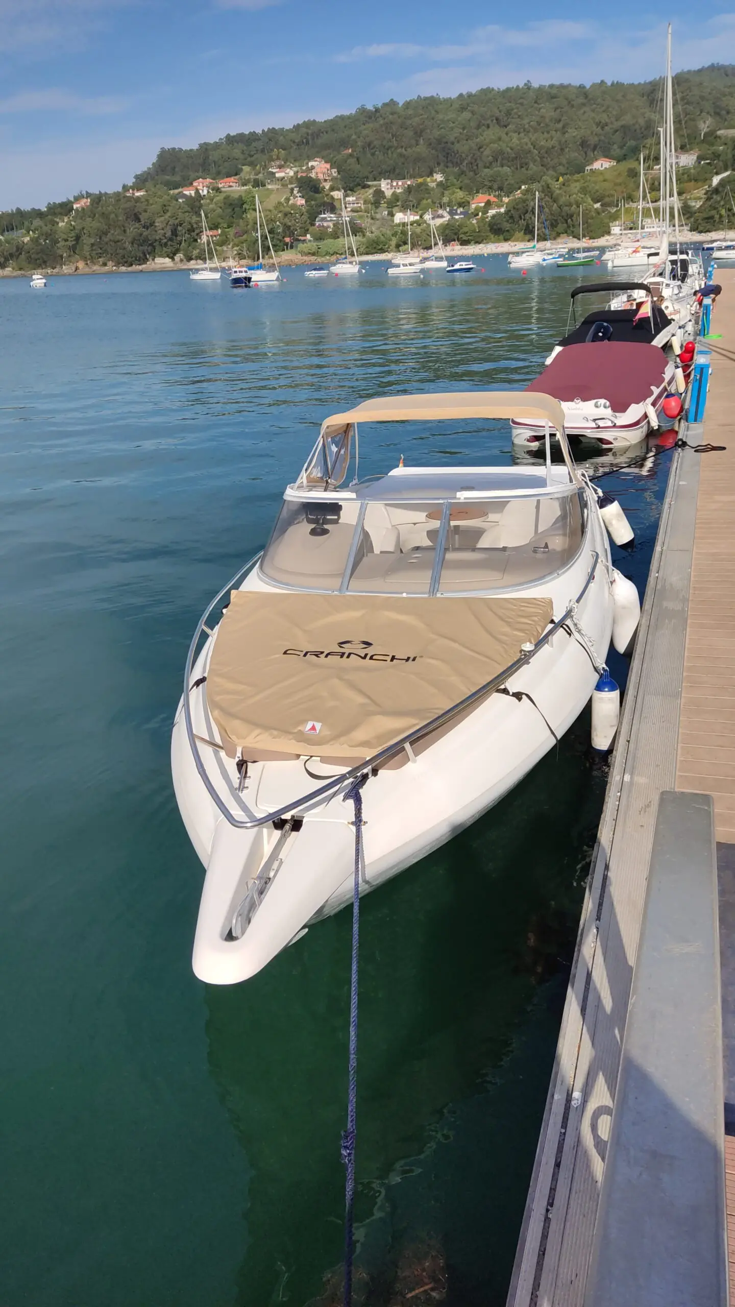 Alquiler de barco en Puerto deportivo Sanxenxo - Cranchi Turchesse24 image 4