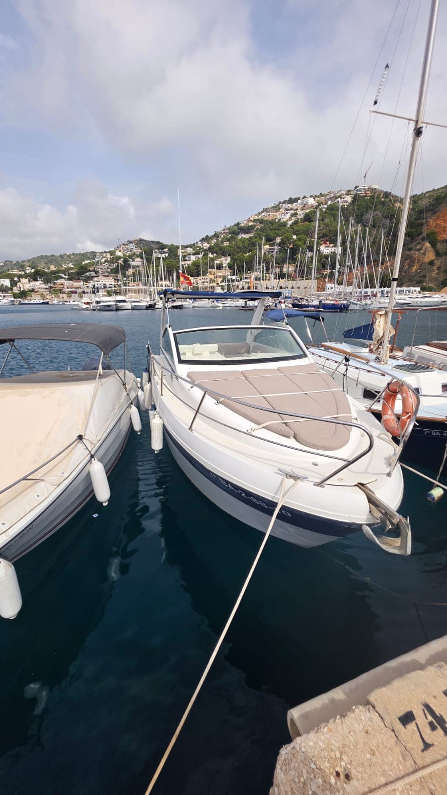 Boat rental in Javea - Starfisher Cancún 290 open image 6