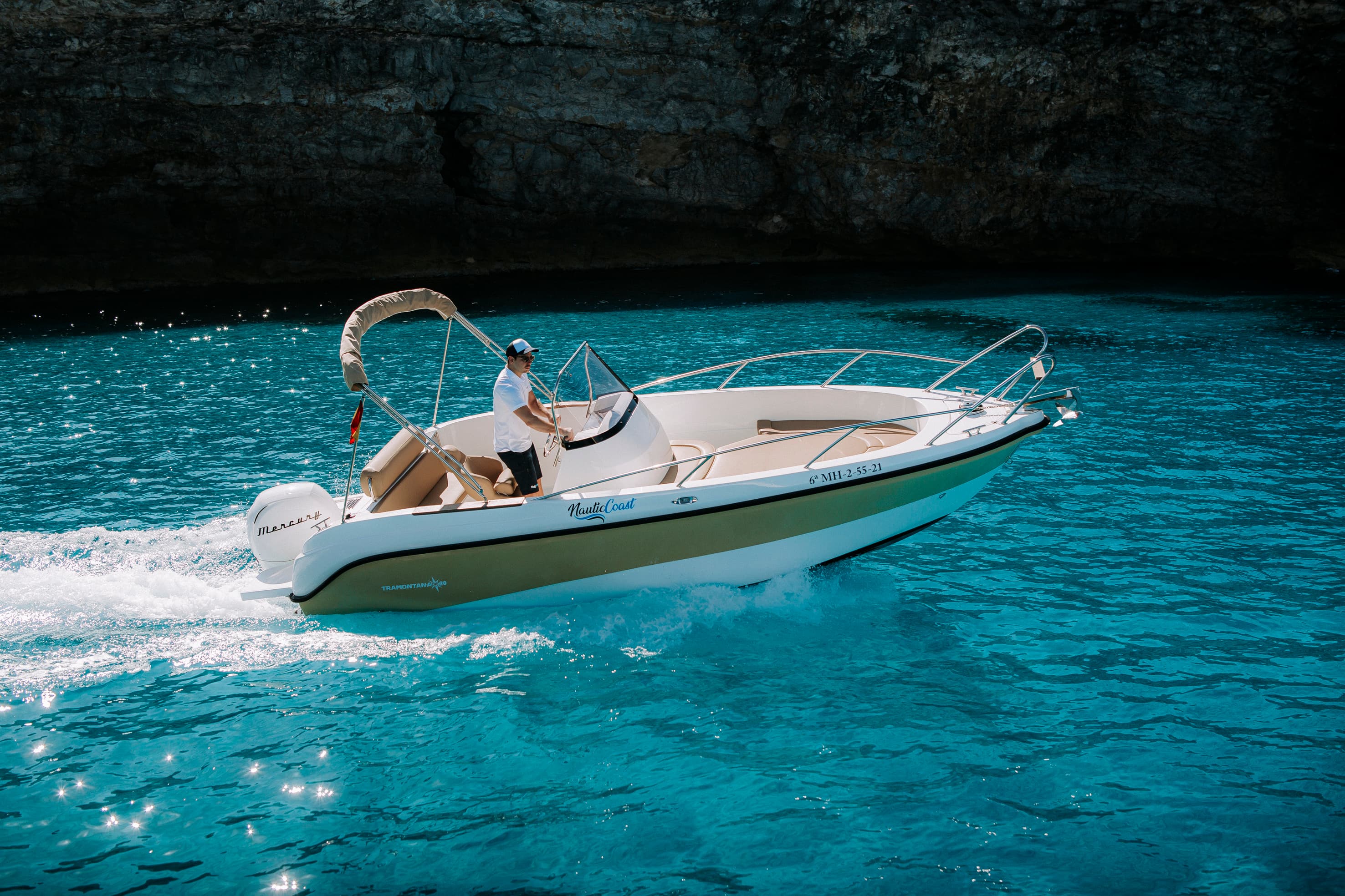 Explora el mar en Menorca image 7