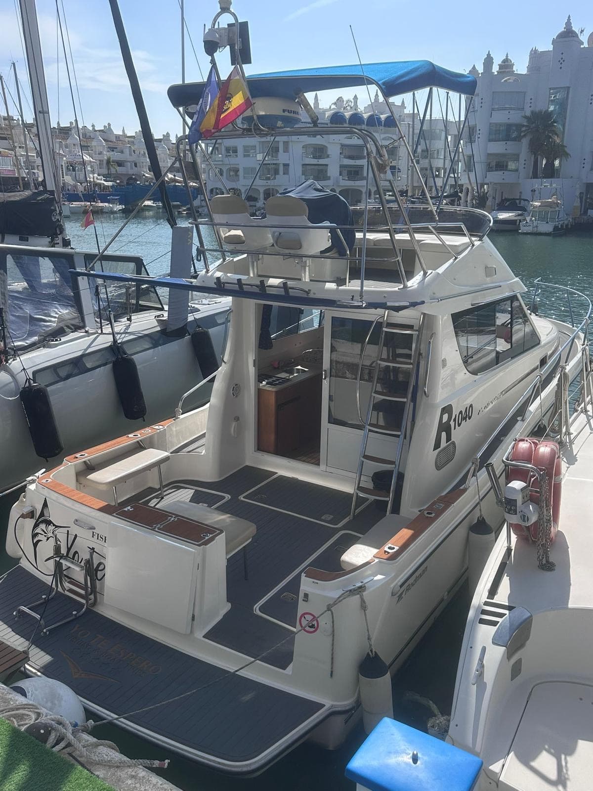 Alquiler de Yate image 8