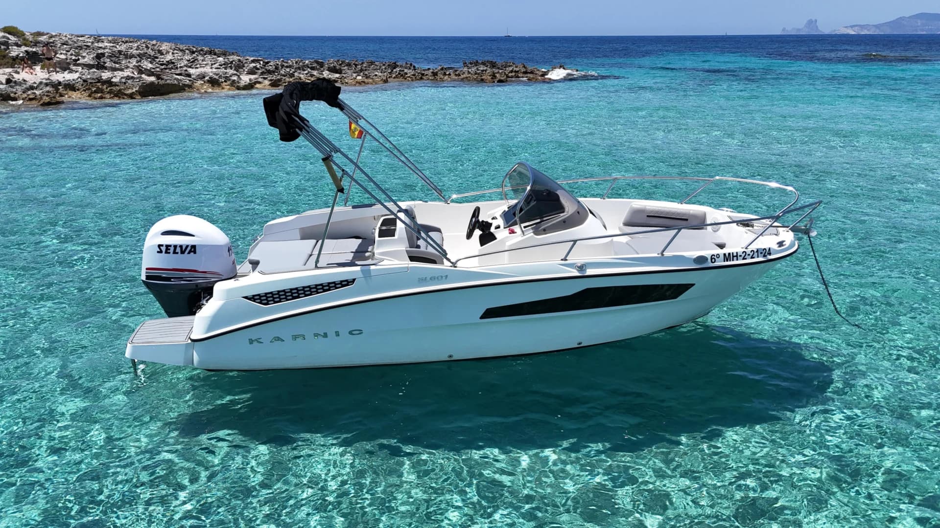 Tour por Ibiza en Karnic 601