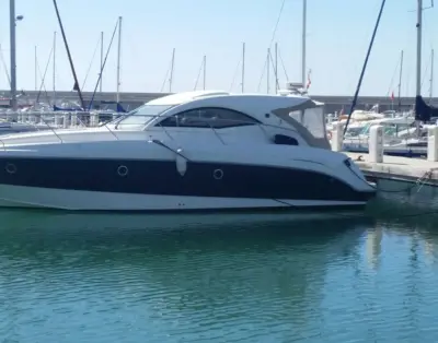 IBIZA Beneteau Montecarlo 37HT