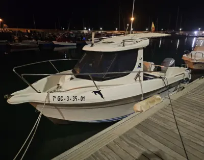 Barco Quicksilver 620 para paseo y pesca